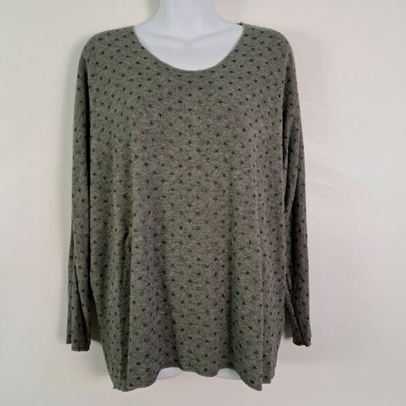 Brand Bazar All Over Sparkle‎ Star Print Cozy Sweater - Picture 1 of 6